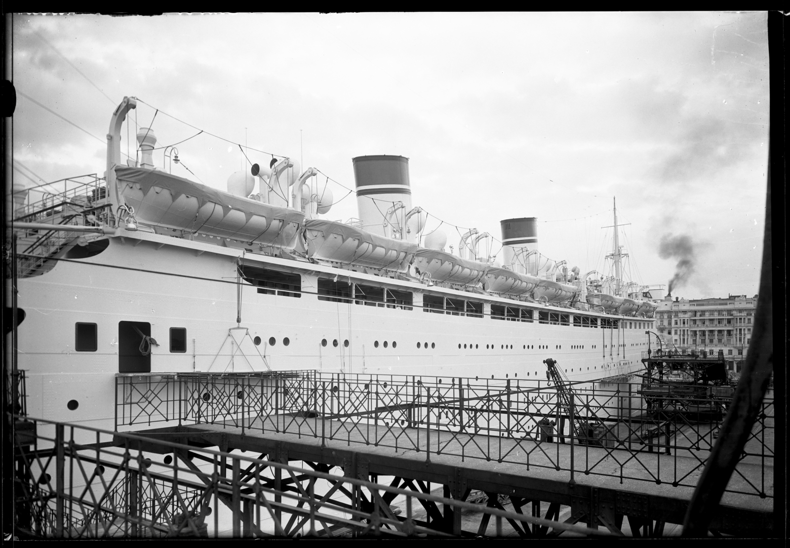 Conte Biancamano, Trieste, Maritime station