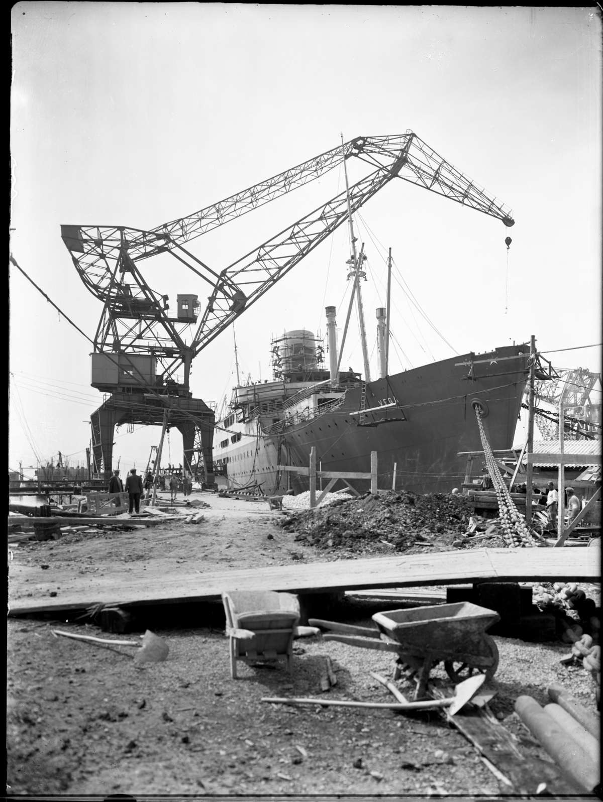 immagine mesh cantieri mioni_02004_Mnp Vega in allestimento, Molo Nuovo, Cantiere San Marco §_(S151-C151)_crda